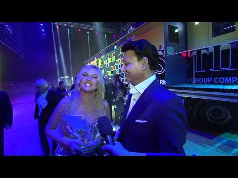 Kamaliya & Zahoor - New Year Greetings to the fans of the show #MeetTheRussians