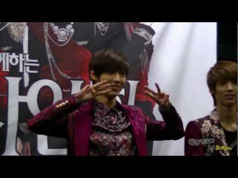 [FanCam] 121125 Boyfriend's Fansign Event : Hottracks (Suyu & Anyang) - Cute Kwangmin