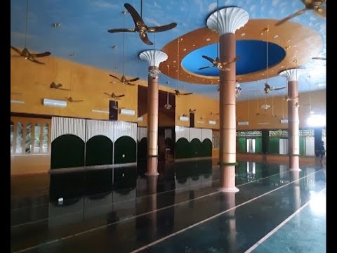 রাজশাহীতে মক্কা-মদিনার আদলে নির্মিত দৃষ্টিনন্দন এক মসজিদ