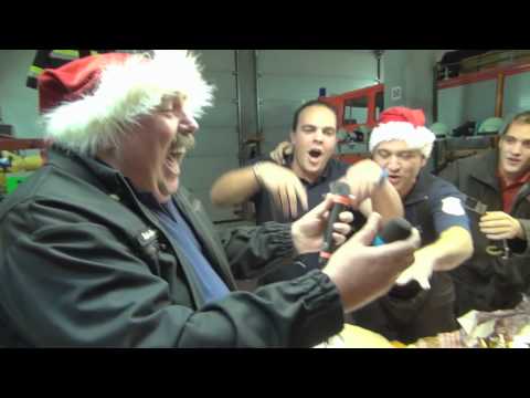 Media Markt "Weihnachten wird unterm Baum entschieden: Singstar“ – Spot, 2011, Ogilvy Frankfurt