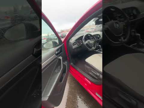 фото volkswagen jetta vii 0