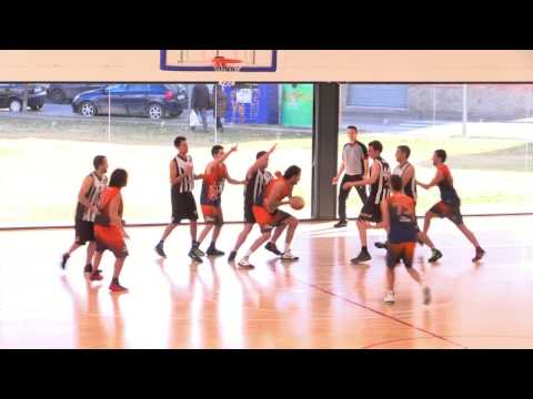 El CB Olot s'enduu el derbi contra el CB Garrotxa   2013