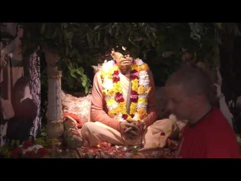 Deity Greetings & Guru Puja - Festival of Srila Prabhupada's Arrival in New York - 19.09.2015