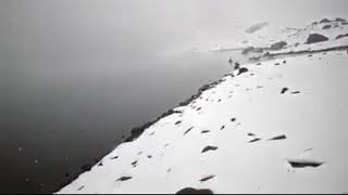 preview picture of video 'Rati gali lake fst snow 14 sep 20k8'
