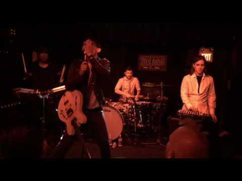 Hate Dept. - Live in Chicago at LiveWire Lounge - Beat Me Up