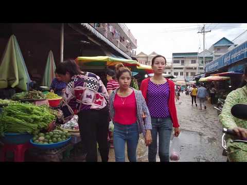 Life In Tuol Pongro Market - A Walk Around Market Food At Tuol Pongro In The Evening Part 2