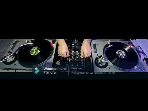 dj set mix vinyl tribe and pumping