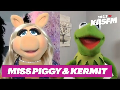 Miss Piggy & Kermit The Frog Talk The Disney Holiday Singalong & Their Relationship Status
