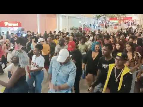 FAMÍLIA BLACK STAR , LEVA O CHARME ATÉ VOCÊ, SHOPPING PARTAGE -SG