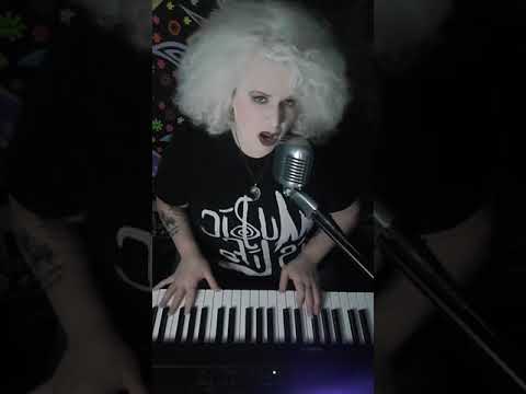 120720 - I Can't Make You Love Me / Bonnie Raitt