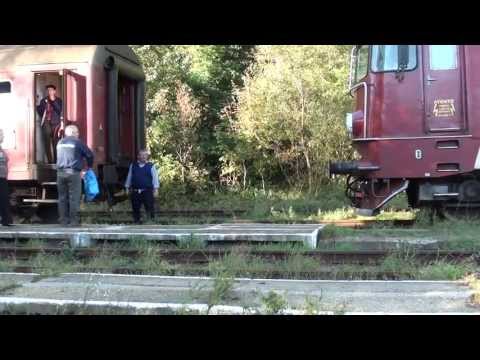41-0627-4 se cupleaza la tren in statia Cacica - 22.09.2013