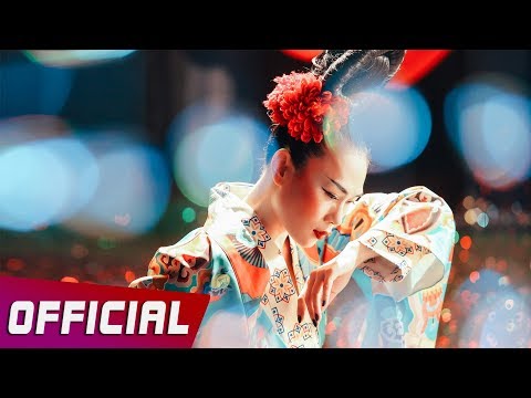 Thể hiện bởi Mỹ Tâm