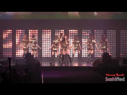 110611 Girls' Generation (SNSD) - Hoot (SMTown Live Concert Paris)