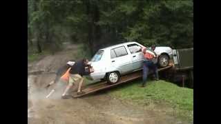 Crazy driving by car Ukraine. Переїхати річку по гуцульськи.