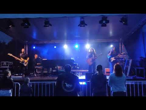 Katarína Knechtová - Den medzi nedelou a pondelkom ( Všechovice 4.8. 2023 ) Všechfest