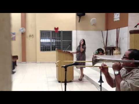 Linette Pérez "Cuán Grande es Dios" (Cover)