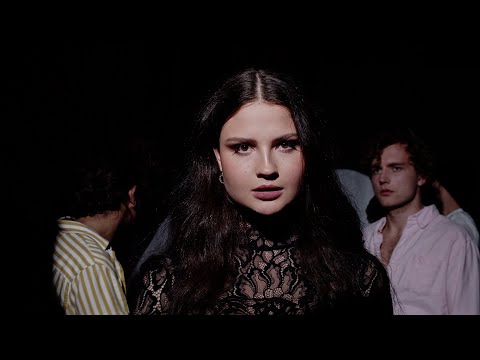 Julia Rocka - Oficjalna wersja zdarzeń (Official Video)