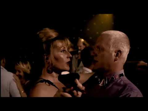 Kummeli Kultakuume - Hautamäen runo