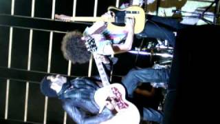 Lenny Kravitz - Tarvisio 2009 - Believe guitar solo (by CRAIG ROSS)