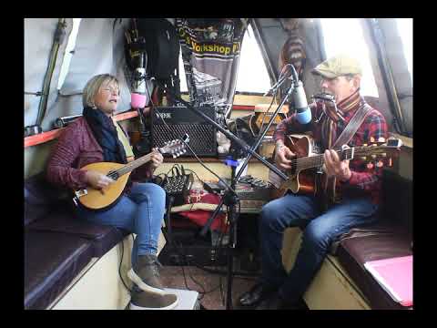 2021 Narrowboat Sessions. The Alicats, 'Hold Me Tight'.