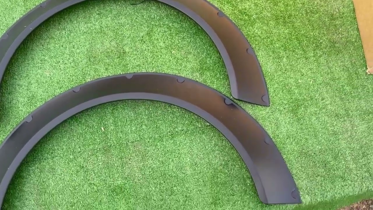 Универсальные расширители арок UNIV-034 (4 шт, ABS-пластик, черные) Video 1