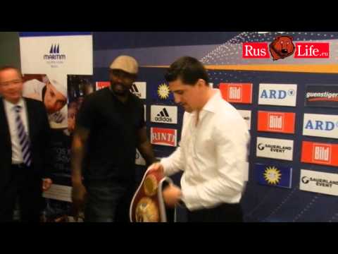 Huck Afolabi Face to Face 8 Juni 2013 Berlin