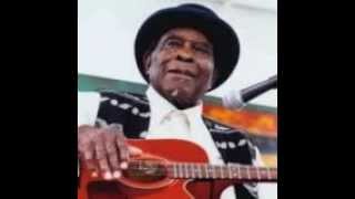 Tribute to David "Honeyboy" Edwards.