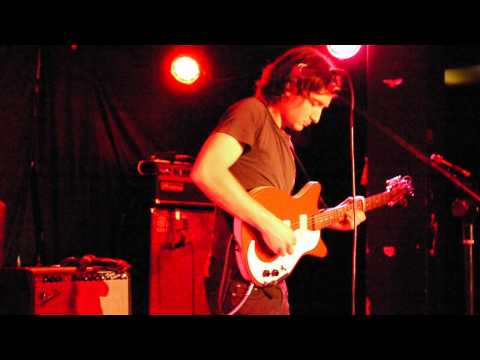 D.D Dumbo live performance at the brisbane hotel, hobart 25.9.2014