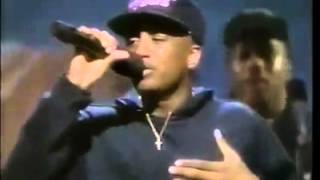 Hi Five - I Like The Way ( Kissing Game ) live