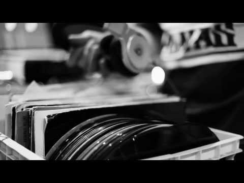 DJ Payback Garcia - La Plataforma Mixtape ( In stores 3/25/14 )