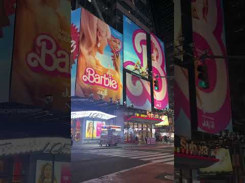 Street surfing New York City w/ @Devante2you - Wednesday Night Skate #rollerskating #rollerblading