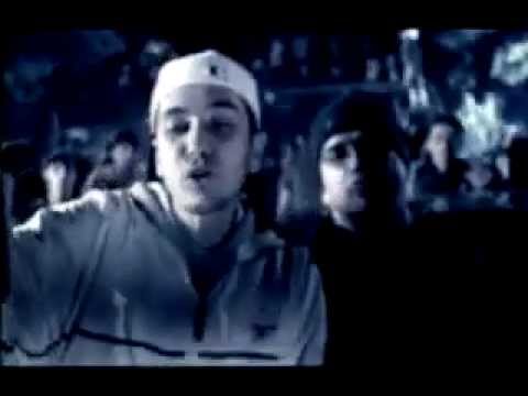 la familia & b.u.g. mafia -vorbe.flv