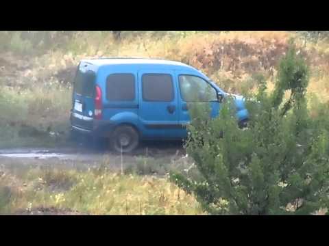 Renault Kangoo vs Rainy day