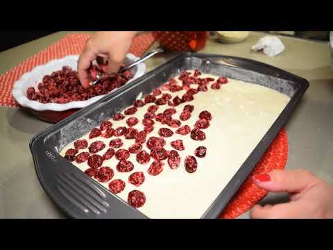 SUNDJER KOLAC SA VISNJAMA🍒KOLAC NASIH BAKA - SPONGE CAKE WITH CHERRIES 🍒