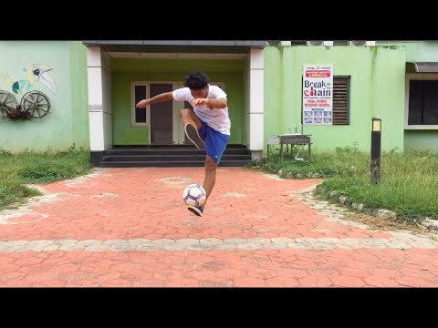 FIVE COOL TRICKS |  Football VIBES