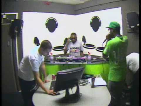 HEAVY ARTILLARY M.C KOMBO INTERVIEW AND GUEST SHOW DRUM AND BASS DNBTV 05-08-10.