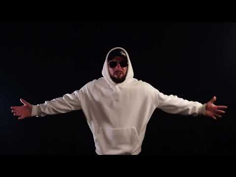 Młody AZF - Kim Jesteś (prod. Flame)