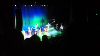 David Byrne &amp; St Vincent - Lazarus - Live in Houston