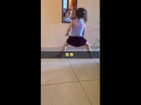 MAJU FARIAS  - Quando o Dj mandar MC Tarapi . Feat Dennis Dj