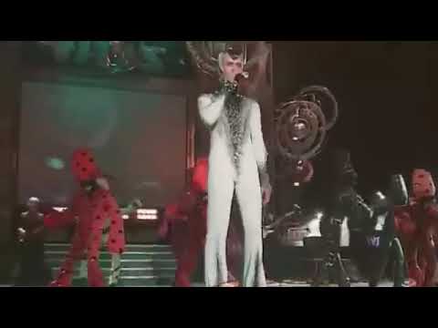 Weird Russian singer