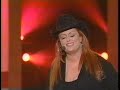 The Judds sing "Stand By Your Man" & Wynonna Judd performs "Going Nowhere" on the 2000 ACM Awards