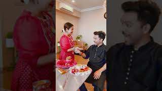 Sweet Neha kakkar's Raksha Bandhan with Tony kakkar. "Bhai been ka bond" 🤗🤗🤗♥️