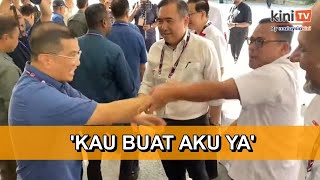 Azmin bergurau dengan MB Selangor dan pemimpin PH curi tumpuan ramai