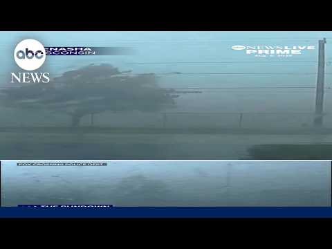 Police Officer rides out tornado in patrol car