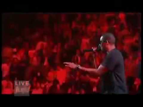 Brooklyn (We Go Hard)- Jay-z ft Santogold)  LIVE @ Madison Square Garden (9/11)