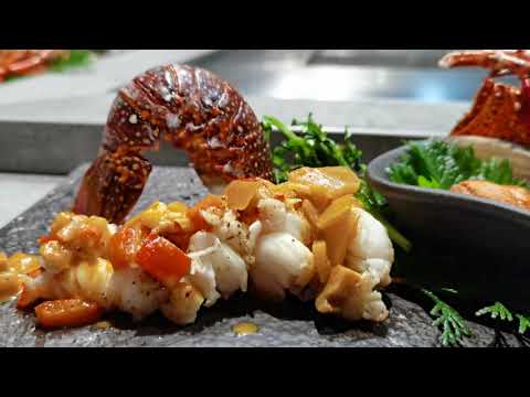 WHERE TO EAT LUXURY JAPANESE TEPPAN YAKI LOBSTER MEAL 4K VIDEO