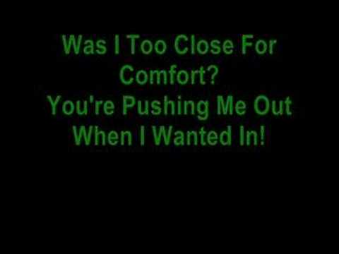 Too Close For Comfort - McFLY - Lyrics