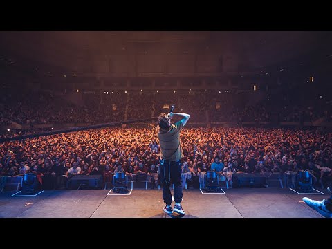 ZOO - ESBARZERS (LIVE PALAU ST JORDI)