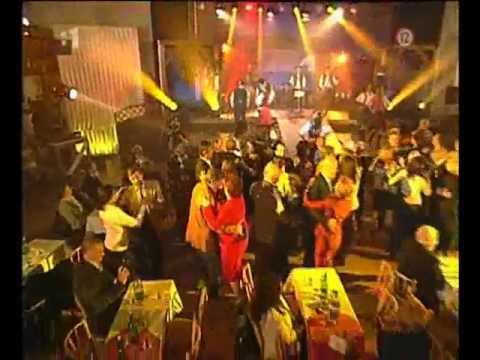 SENZI SENZUS - Nalej krčmár vína