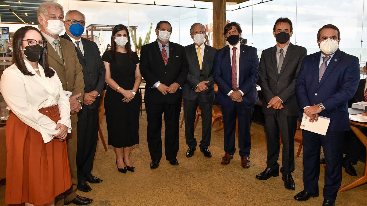 IAP 170 ANOS - Reunindo experiências, fazendo história